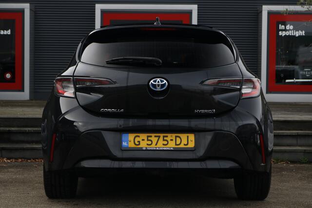 Toyota COROLLA 1.8 Hybrid Executive Schuif kanteldak