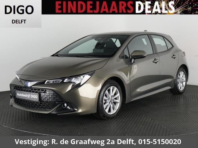 Toyota COROLLA Hybrid 140 Business | Stuur-/& Stoelverwarming | Apple Carplay & AndroidAUTO | Navigatie
