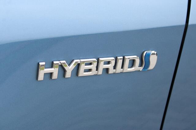 Toyota COROLLA Touring Sports 1.8 Hybrid Business | Incl. 12 maanden garantie | Adaptieve cruise control | Climate control | Apple carplay/Android auto | DAB radio | Parkeercamera | 100% dealer onderhouden |