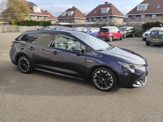 Toyota COROLLA Touring Sports 2.0 Hybrid Dynamic Two tone