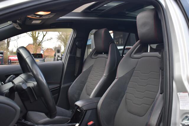 Toyota COROLLA Touring Sports 2.0 Hybrid Executive Schuifdak | JBL | Trekhaak | Navigatie | 12 mnd BOVAG garantie | Whatsapp 06-53188999