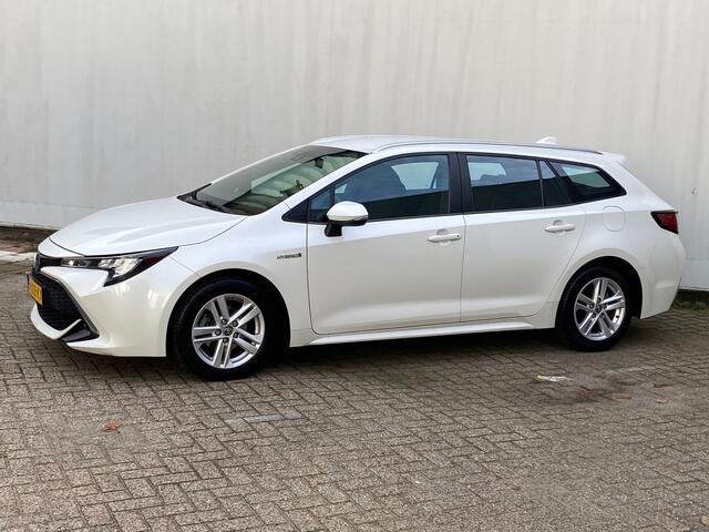 Toyota COROLLA Touring Sports 1.8 Hybrid / Navigatie