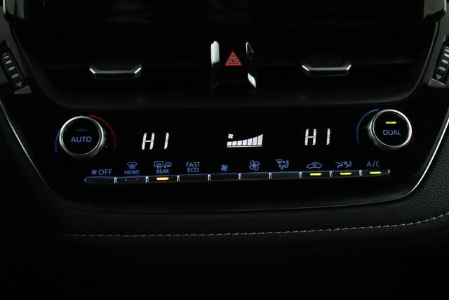 Toyota COROLLA Touring Sports 2.0 Hybrid Trek | Achteruitrijcamera | Elektrische achterklep | Stoelverwarming | LED verlichting | Navigatie | Adaptive cruise control |