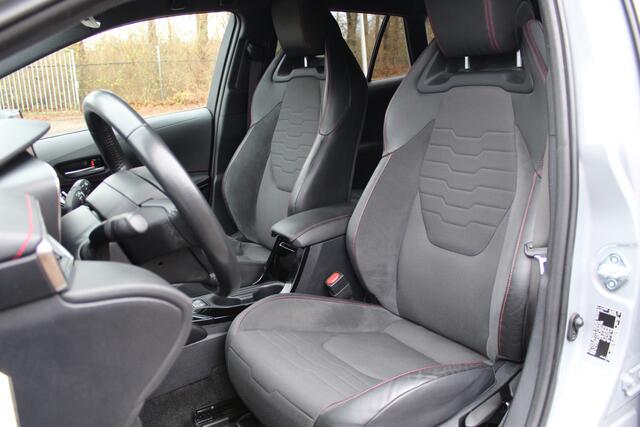 Toyota COROLLA Touring Sports 1.8 Hybrid Executive | Rijklaar | Blind Spot | Head Up | JBL | Park.sens. v+a | El.achterklep | Apple/Android | Keyless | LED