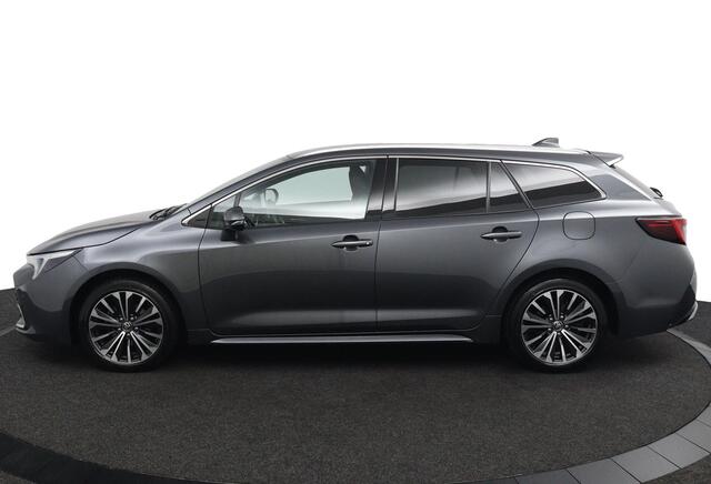 Toyota COROLLA Touring Sports Hybrid 140 Dynamic | Apple Carplay/Android Auto | Parkeersensoren Rondom | Stoelverwarming | Elektrisch bedienbare achterklep |