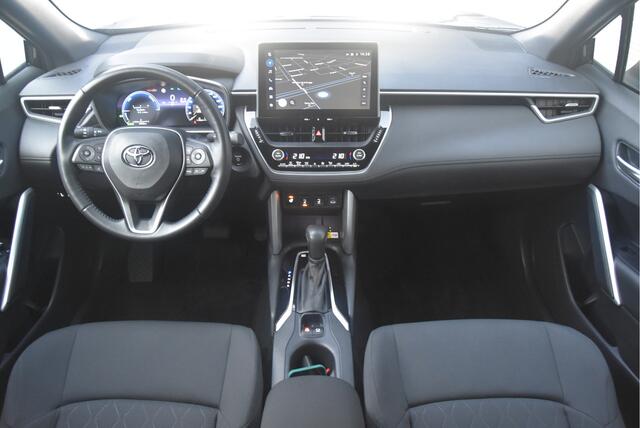 Toyota COROLLA Cross Hybrid 140 Style