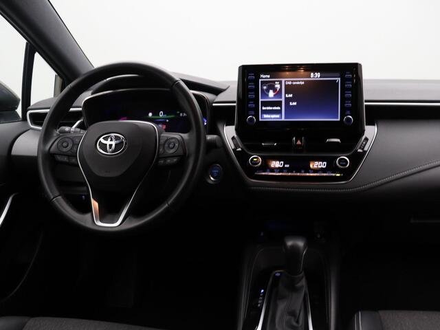 Toyota COROLLA Touring Sports 1.8 Hybrid Dynamic | Slechts 29365km | Stoelverwarming | Trekhaak | Adaptieve Cruise Control | Keyless Entry |