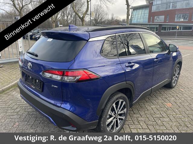 Toyota COROLLA Cross Hybrid 140 Style | Stuur-/ & Stoelverwarming | Parkeersensoren | Dodehoek detectie | Elektrische kofferbak