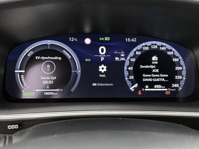 Toyota COROLLA Cross Hybrid 140 Style