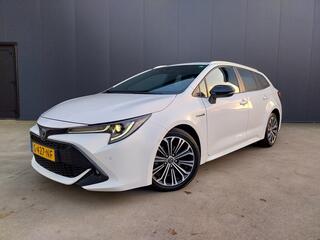 toyota-corolla-touring-sports-1.8-h