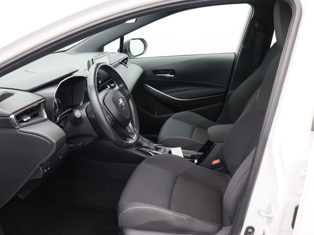 Toyota COROLLA Touring Sports 1.8 Hybrid Active/ lage km/ trekhaak