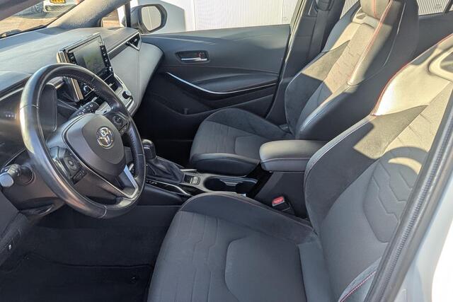 Toyota COROLLA 1.8 Hybrid Executive |Trekhaak afn| Bi-tone| Led verlichting|PDC V+A|BSN|Half leer