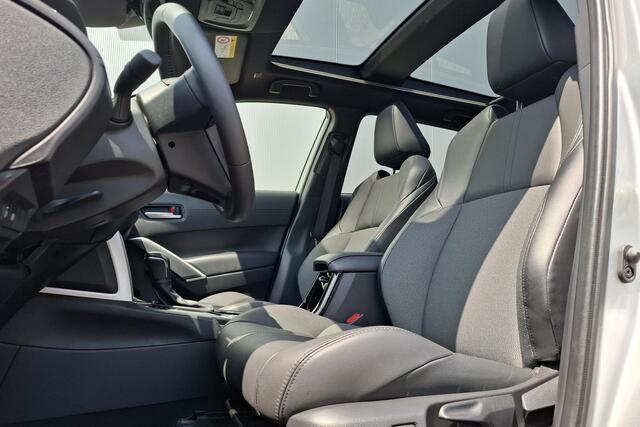 Toyota COROLLA Cross Hybrid 200 Executive edition Panoramadak, Dodehoekdetectie, Parkeersensoren voor + achter, Elektrische achterklep, Led, Navi, Garantie t/m 2034!