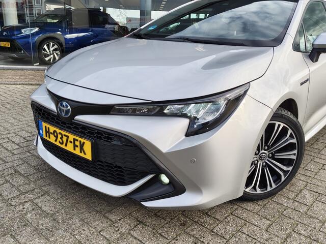 Toyota COROLLA 1.8 Hybrid Dynamic | Sensoren voor | Stoelverwarming | Android A