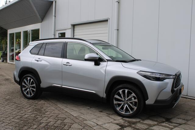 Toyota COROLLA Cross Hybrid 140 Style