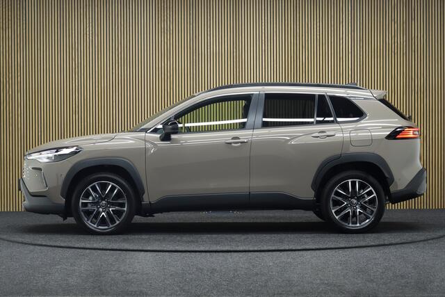 Toyota COROLLA Cross Hybrid 180 Executive | Outdoor Pack ¤ 3.500,- voorraad voordeel! | Adaptive-cruise | JBL Audio | Leder | 360° Camera | Clima | Parkeerhulp | Elek. Achterklep | Apple Carplay & Android Auto | Winterpakket | Keyless | Dodehoekdet