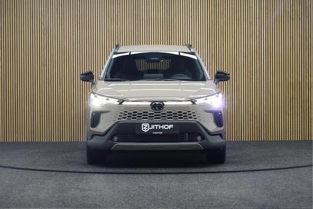 Toyota COROLLA Cross Hybrid 180 Executive | Outdoor Pack ¤ 3.500,- voorraad voordeel! | Adaptive-cruise | JBL Audio | Leder | 360° Camera | Clima | Parkeerhulp | Elek. Achterklep | Apple Carplay & Android Auto | Winterpakket | Keyless | Dodehoekdet