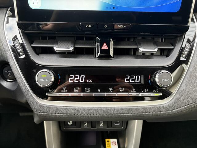 Toyota COROLLA Cross Hybrid 140 Style | Stuur + Stoelverwarming | Blindspot |