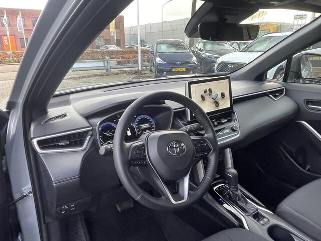 Toyota COROLLA Cross Hybrid 200 Style