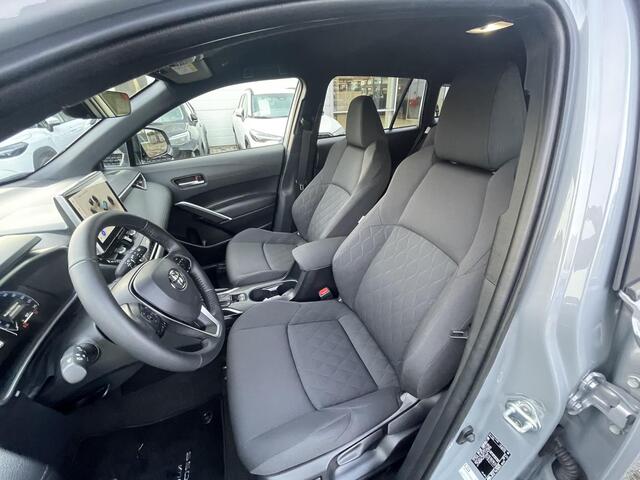 Toyota COROLLA Cross Hybrid 200 Style