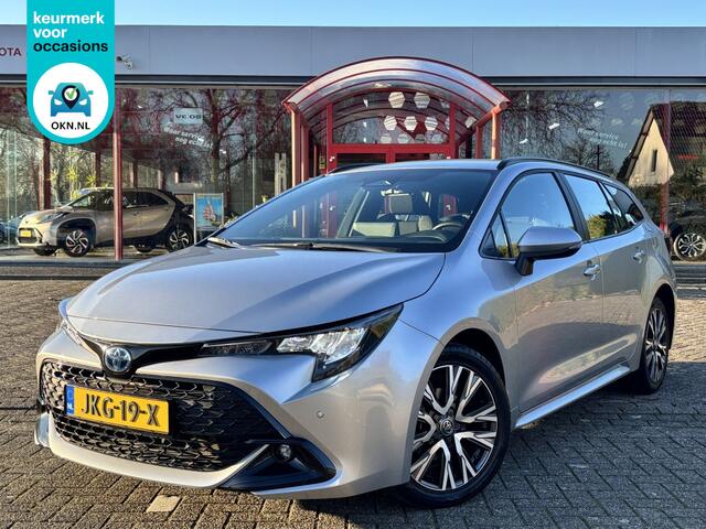 Toyota COROLLA Touring Sports Hybrid 140 Business+ Automaat | CarPlay | Stuurverwarm. | 17'' L
