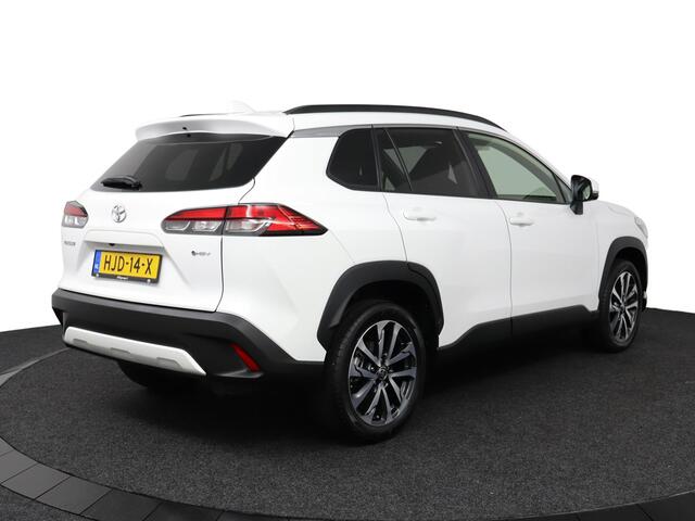 Toyota COROLLA Cross Hybrid 140 Style | Elektrisch Bedienbare Kofferklep | Dodehoek Detectie | Draadloze Telefoonlader |