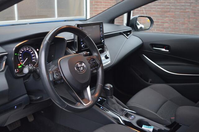 Toyota COROLLA Touring Sports 1.8 | HYBRID - CAMERA - LED