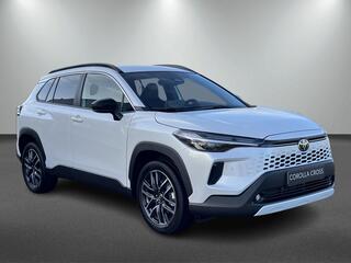 toyota-corolla-cross-2.0-hybrid-180