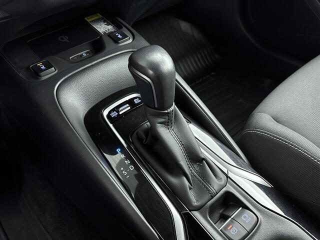 Toyota COROLLA Touring Sports 2.0 Hybrid Style JBL | Parkeersensoren | Stoelverwarming | Trekhaak | Navigatie |