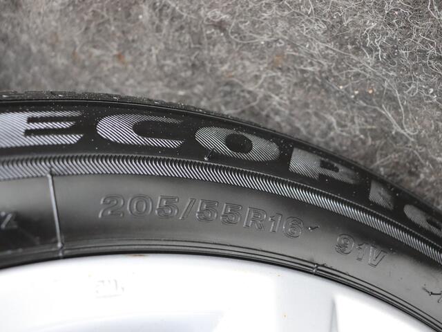 Toyota COROLLA Touring Sports Hybrid 140 Active | NIEUWE AUTO | ACTIEPRIJS