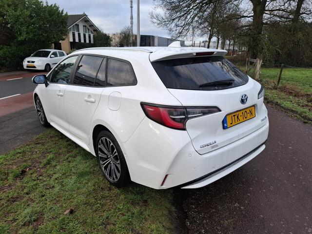 Toyota COROLLA Touring Sports 1.8 Hybrid Executive
