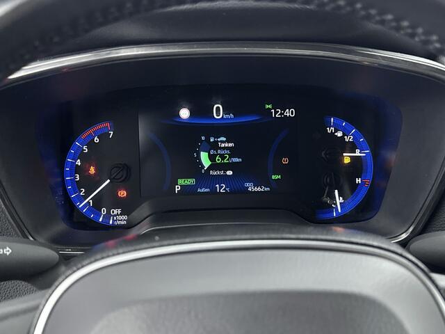 Toyota COROLLA Touring Sports 1.8 Hybrid Dynamic | Stoel- & Stuurverwarming | Parkeersensoren | Automatisch inparkeren |