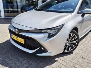 toyota-corolla-2.0-hybrid-dynamic-