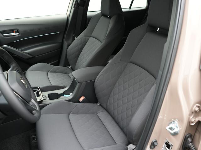 Toyota COROLLA Cross Hybrid 140 Dynamic NU met ¤ 1500 inruil voordeel!!