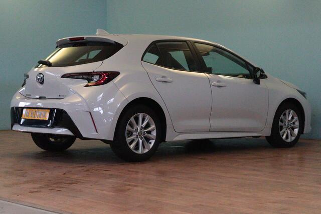Toyota COROLLA Hybrid 140 Business | APPCONNECT | CAMERA | VRUIT/STUUR/STOELVERW | ADAP CRUISE | LANE-ASSIST |