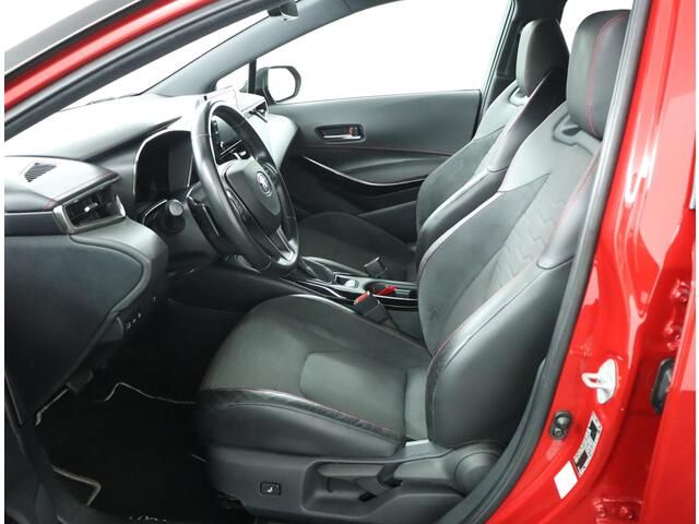 Toyota COROLLA 2.0 Hybrid Executive | Parkeer sensoren | Navigatie | Head-Up display |