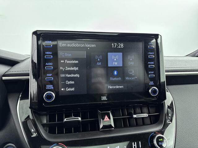 Toyota COROLLA Touring Sports 2.0 Hybrid GR-Sport Plus | Glazen Panoramadak | JBL-Audio |