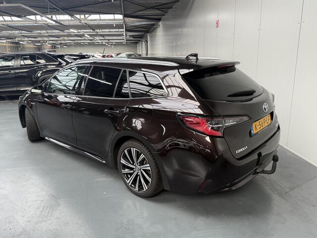 Toyota COROLLA Touring Sports 1.8 Hybrid Business Plus + Trekhaak, zeer leuke en nette auto