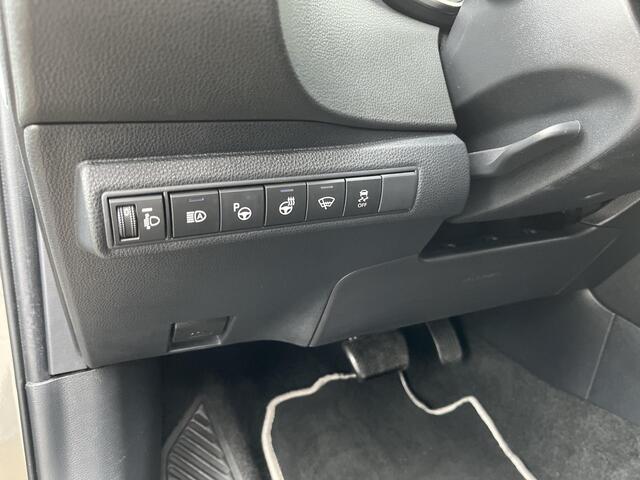 Toyota COROLLA 1.8 Hybrid Executive | All-in prijs | Automaat | Trekhaak | Parkeersensoren