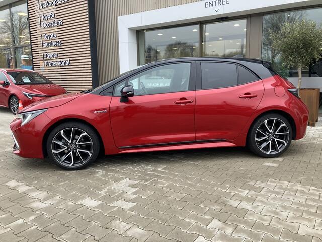Toyota COROLLA 1.8 Hybrid Executive | Blindspot | Trekhaak | Pdc v/a