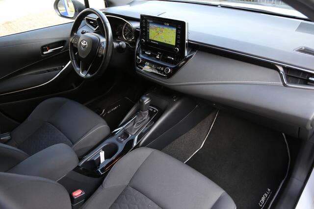 Toyota COROLLA Touring Sports 1.8 Hybrid Active Navi Camera LED ACC