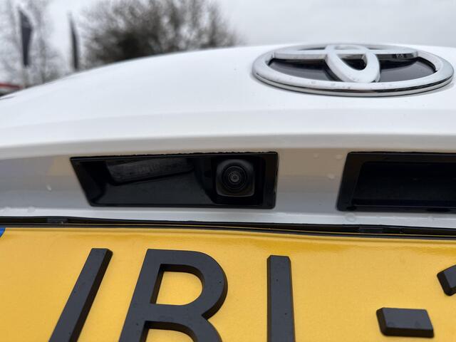 Toyota COROLLA Touring Sports Hybrid 200 GR Sport Plus | Navigatie | Apple CarPlay/Android auto | Achteruitrijcamera | Stuur en stoelverwarming