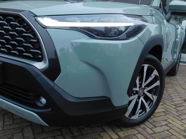 Toyota COROLLA Cross Hybrid 140 Style