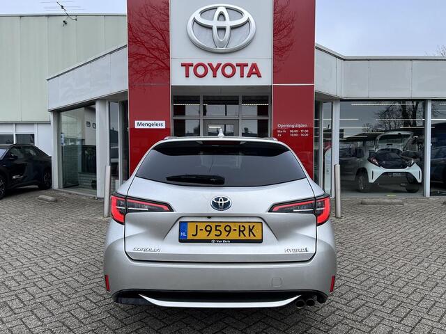 Toyota COROLLA Touring Sports 2.0 Hybrid Business Plus