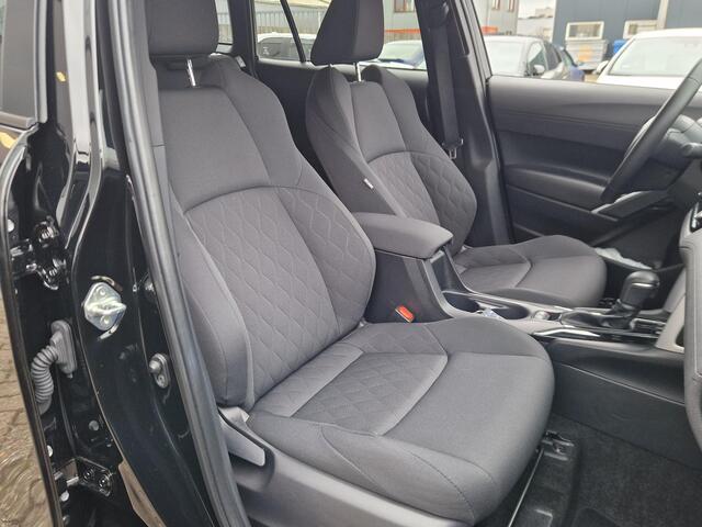 Toyota COROLLA Cross Hybrid 140 Style