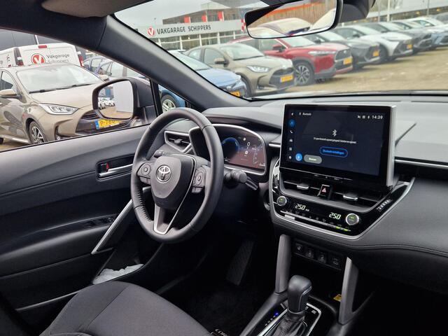 Toyota COROLLA Cross Hybrid 140 Style