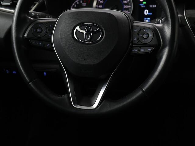 Toyota COROLLA 1.8 Hybrid Business | Trekhaak | Camera | Adaptive cruise | Carplay | Full LED | Climate control | Bluetooth | DAB | Getint glas