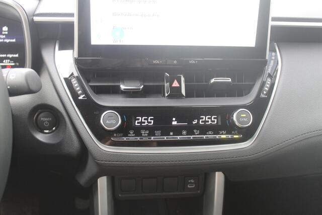 Toyota COROLLA Cross Hybrid 140 Dynamic Adap. cruise controle l Elek. klep l Keyless start stop l LED l Apple carplay/ Android auto