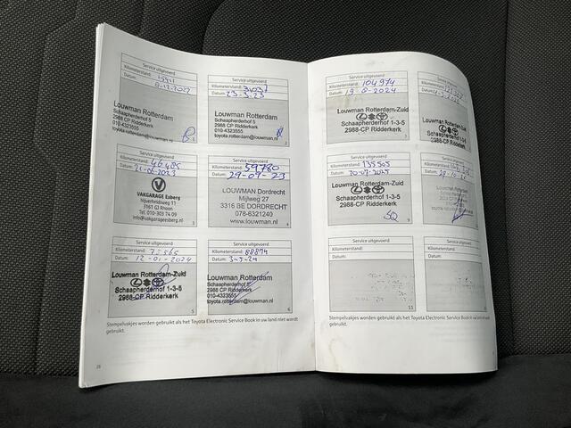 Toyota COROLLA Touring Sports 2.0 Hybrid Executive Pano.dak Stoelverw. Adapt.Cruise Trekhaak 1Eig