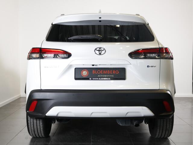 Toyota COROLLA Cross Hybrid 140 Style
